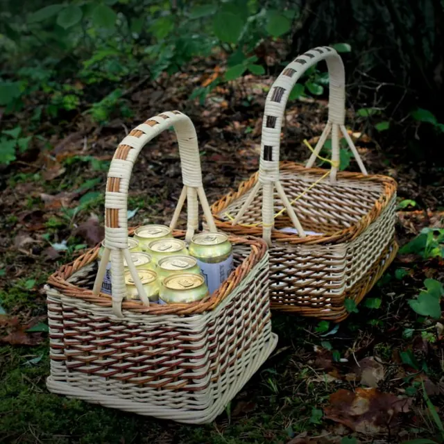 Pīts piknika grozs ar burciņām