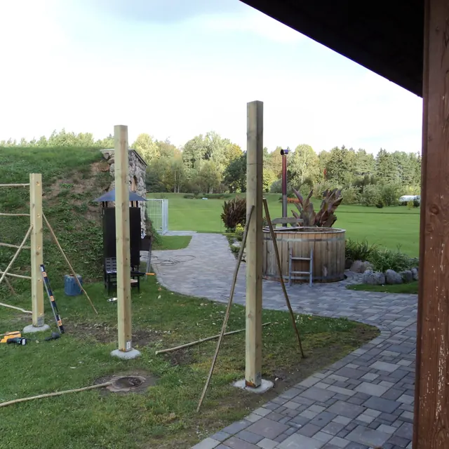 Pīta vēja siena / terase, darbs Nr. 8