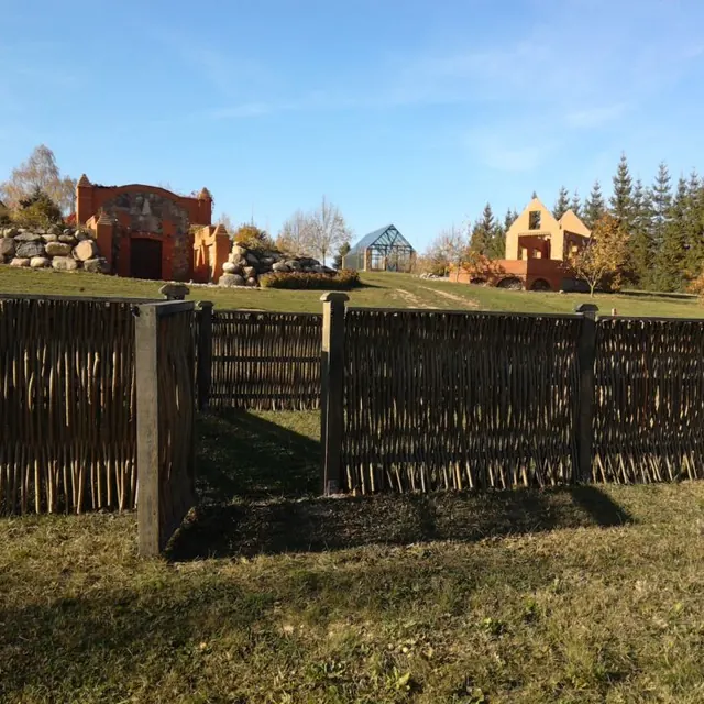 Pīts kārklu žogs — teritorijas norobežojums, darbs Nr. 2